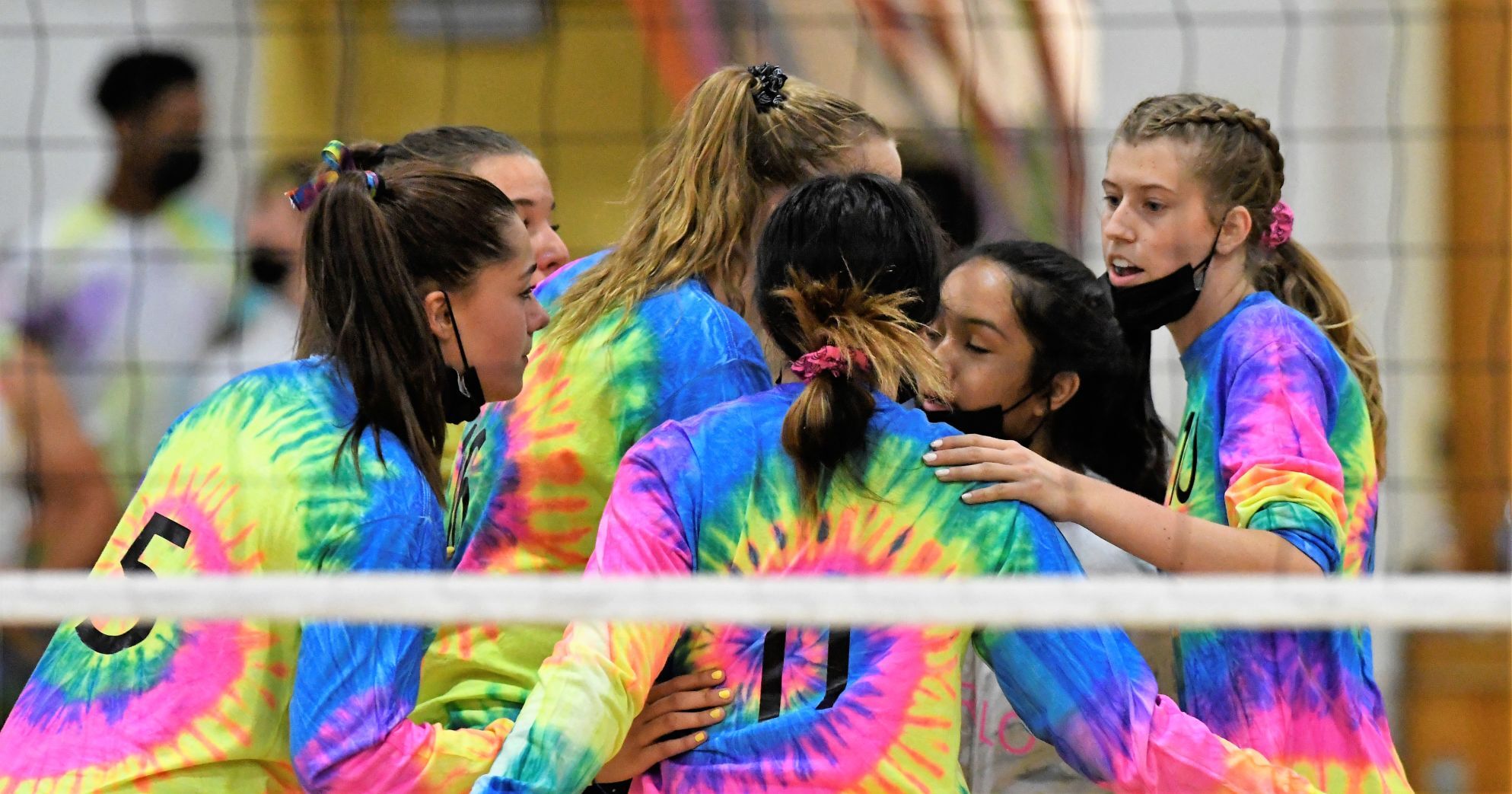 093021 LHS CHS VBALL 01.JPG